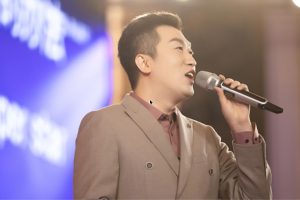 从职场困境到家庭平衡:周文强课程学员的真实成长实录(财商、经营、演说、幸福人生)